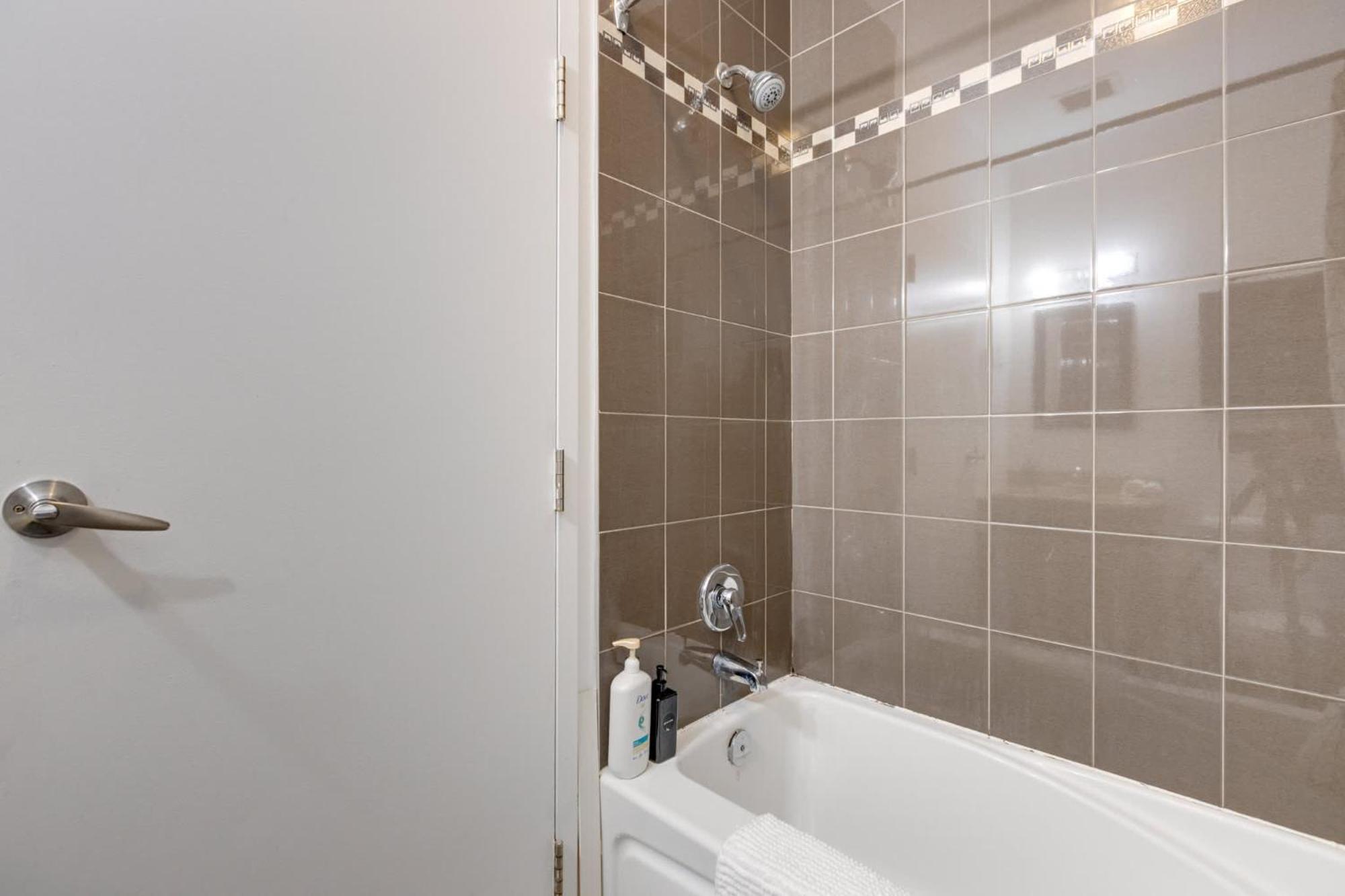 Appartement M11 - Stylish & Cozy 2Bdr In Plateau Montréal Extérieur photo